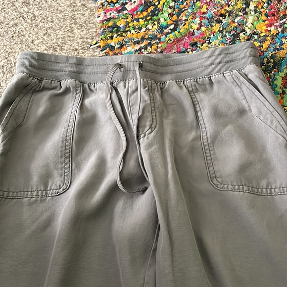 BNWOT Maurice’s Khaki Pants Size 10 - Picture 2 of 6